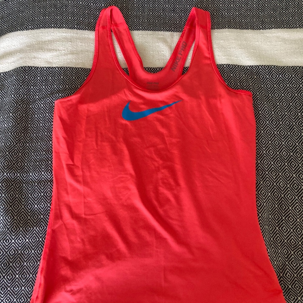 Nike pro dri-fit racer back tank top medium